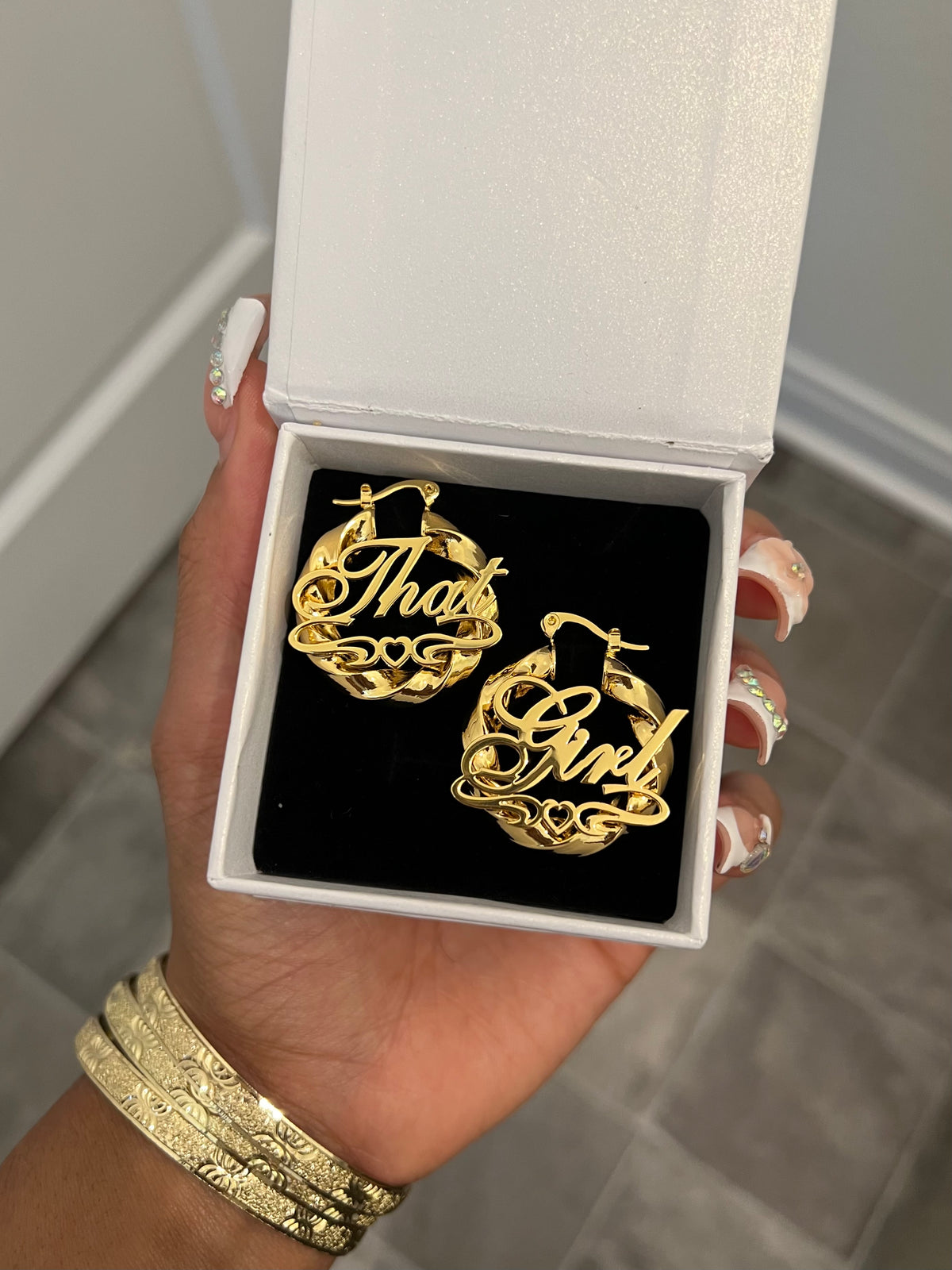 "That Girl" Twist Earrings
